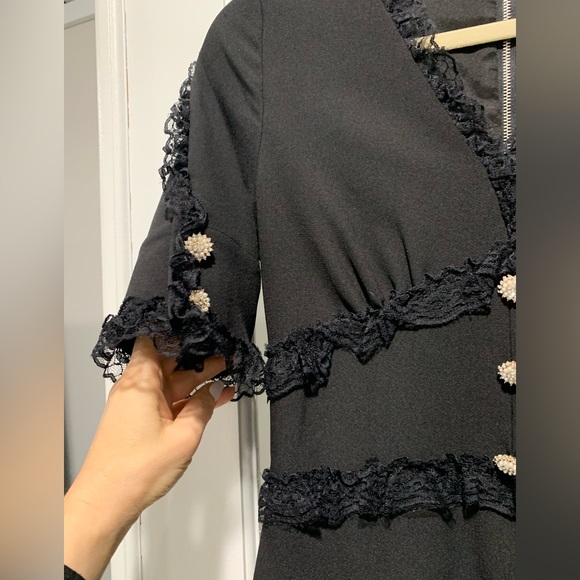 Black midi dress with ruffle - Picture 3 of 5